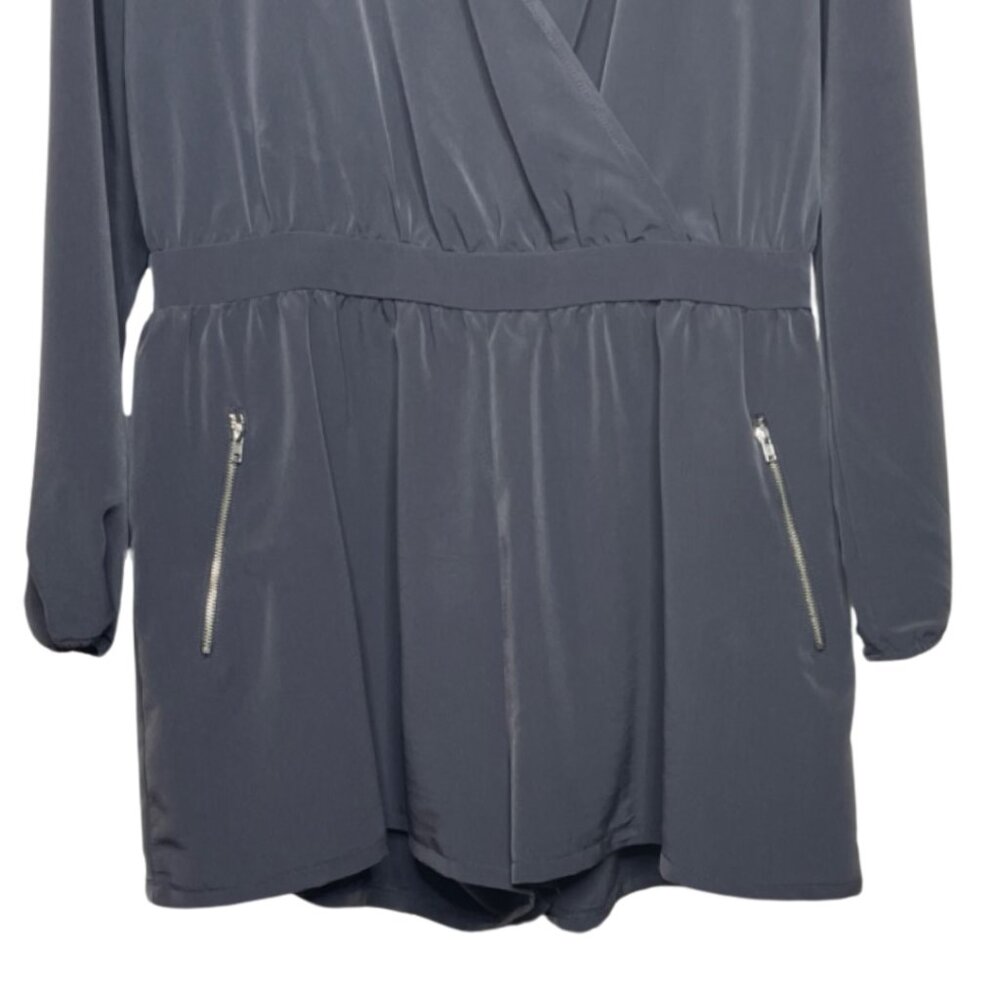 ONE CLOTHING | Women's Charcoal Grey Long Sleeve Zipper Detail Romper | Size L - Picture 3 of 12
